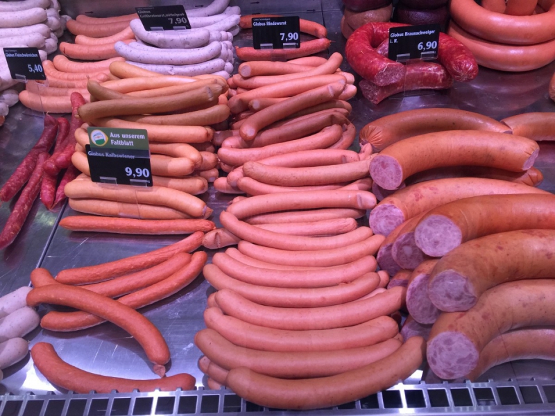 ecommerce-ROURE-min_sausages_meat_butchery-1069321